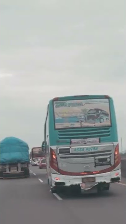 story' wa bus trip detective Conan ogah pelan