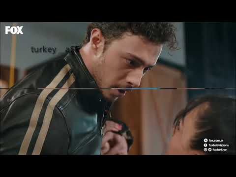 ضحكتها مبتهزرش ايدا و ايبو انت في كل مكان      