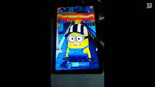 Running in Subway Surf. Collection bananas in Minion Rush and Fighting in Zooba screenshot 2