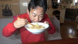 兄にうまいイカを食べさせるだけの動画