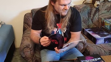 Unboxing Shadowrun: Sixth World Beginner Box (sixth edition)