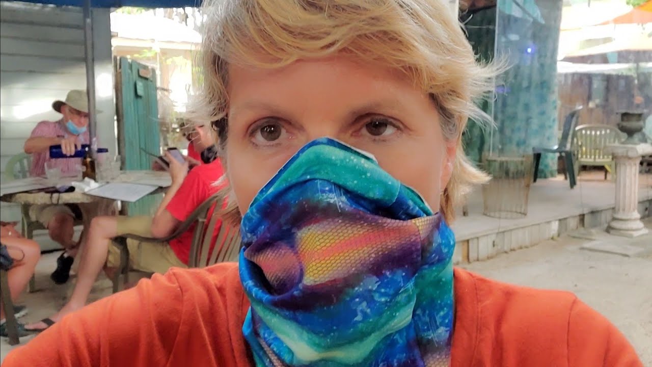 Salty Quicky #321 | Breakfast at Blue Heaven in #KeyWest