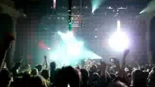 Kaiser Chiefs &quot;I Predict a Riot&quot; live@Shepherds Bush 3rd Mar