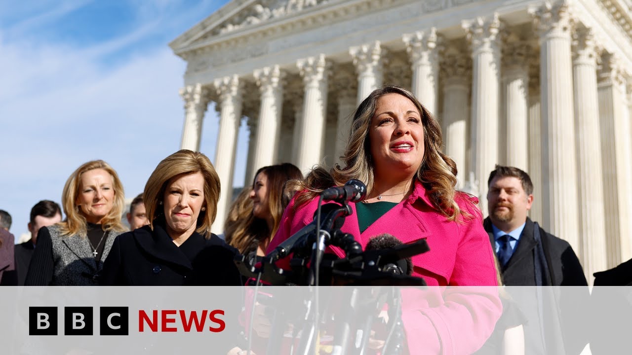 US Supreme Court rules designer can refuse LGBT couples – BBC News