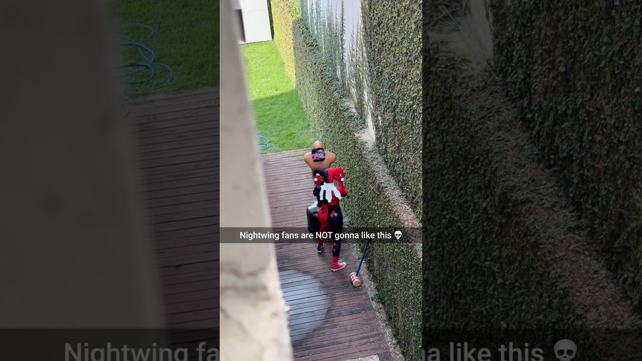 Did not expect THIS from Harley Quinn 😳 #anime #cosplay #youtubeshorts