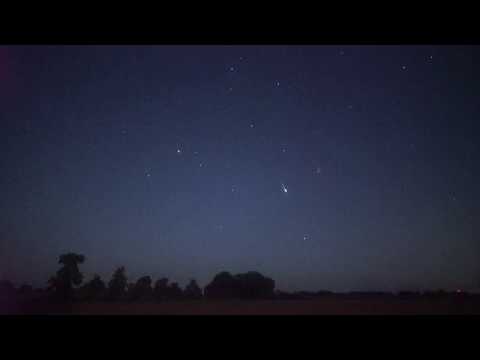 Video: Uvirkelig Videoopptak Av Perseid Meteor Shower