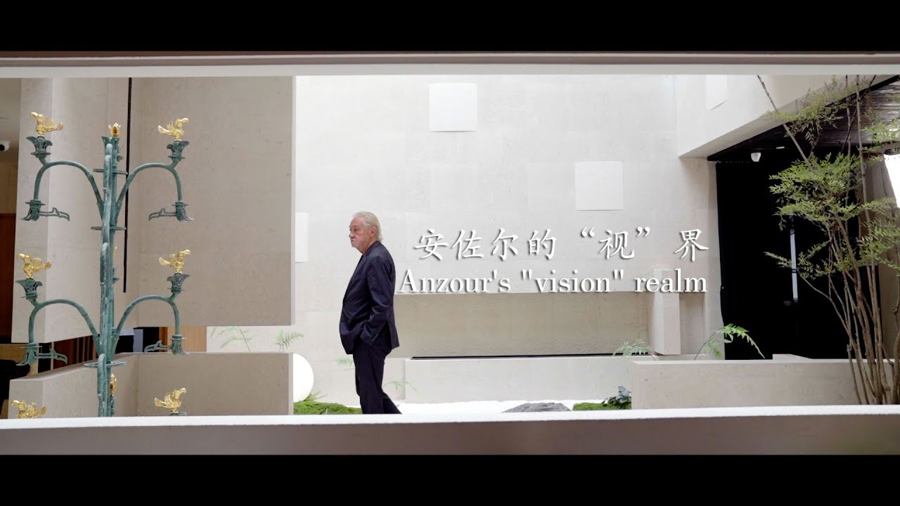 Middle Eastern film director Najida Ismail Anzour