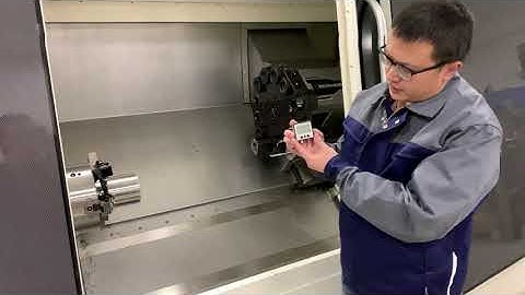 How to use "digital protractor - level indicator - digital angle measure" to align a turning tool