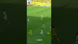 O lateral do Mirassol não teve pena do jogador do Botafogo e mandou uma linda caneta #Shorts