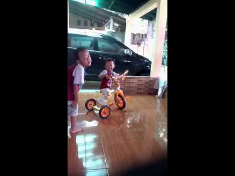  Full Download Sepeda family  smantri padang 