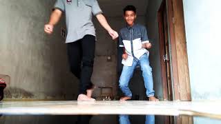 Download Lagu Pantun Hari Hari Mengumpan Babi Cover Jimmy Hera Pani Dinda MP3 Pantun Hari Hari Mengumpan Babi Cover Jimmy Hera Pani Dinda
