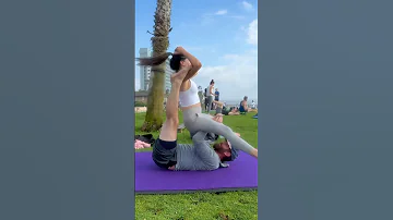 Acroyoga