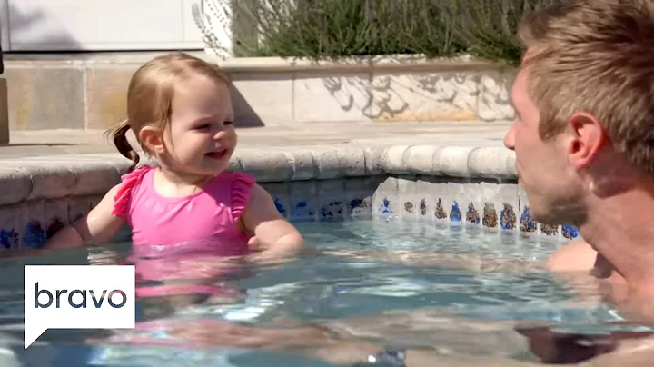 Flipping Out: Monroe Learns How To Swim (Season 11...