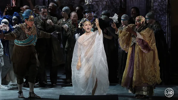 Becoming Akhnaten