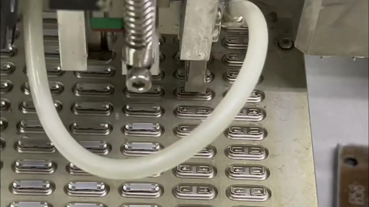 Quartz crystal resonators and oscillators manufacturing process in electronic components field