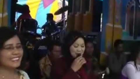 Daun Puspa Jaipong Sekar Asih