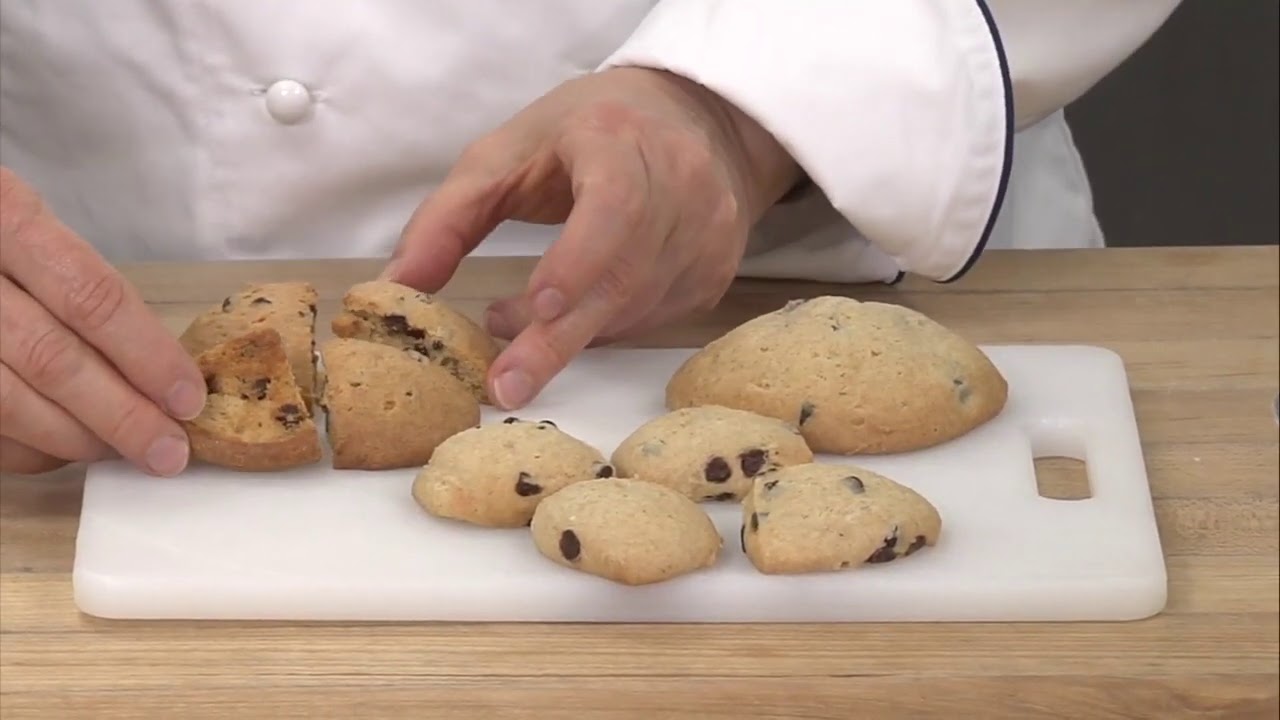 Blueberry Muffin Tops - Pillsbury Baking