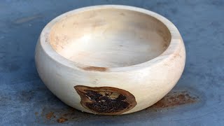 Woodturning - Finishing the first Pear Bowl