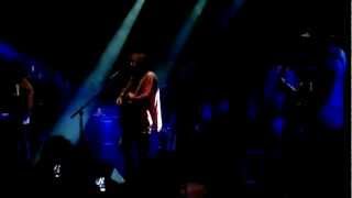 angus stone - the wolf &amp; the butler (tivoli de helling, utrecht, 13.10.2012) + funny intro