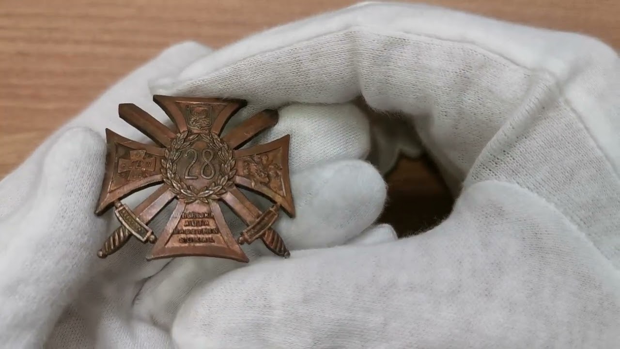 II RP, Odznaka żołnierska 28 Pułk Strzelców Kaniowskich - wyk. Bobkowicz, Łódź