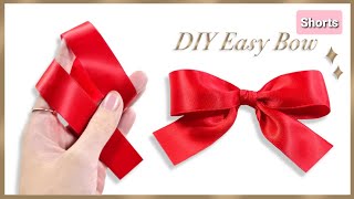 Easiest way to get the perfect bow every time! #shorts #hacks #fashionhacks  #diy 