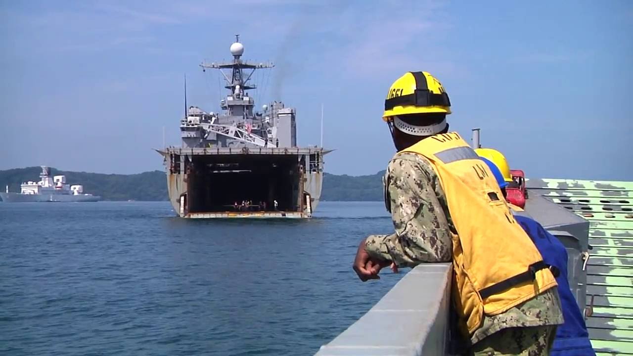 USS Ashland Finishes Well Deck Cert - YouTube