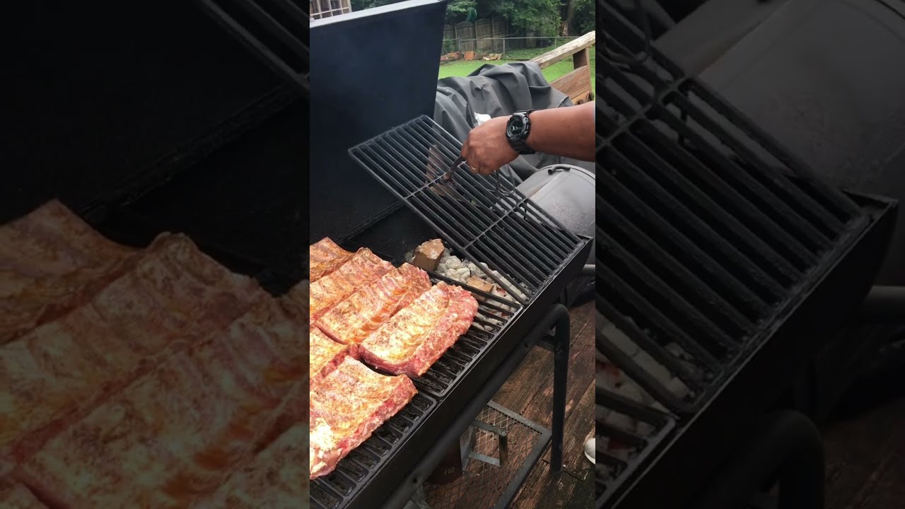Indirect Grilling Baby Back Ribs On The Char Griller Smokin Champ With Hickory Chunks