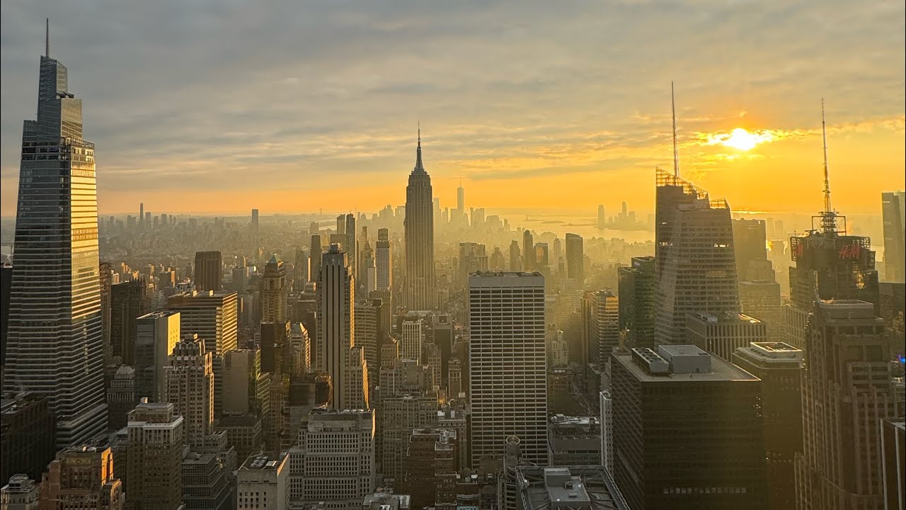 Think Planes At The Top Of The Rock 😍 - YouTube