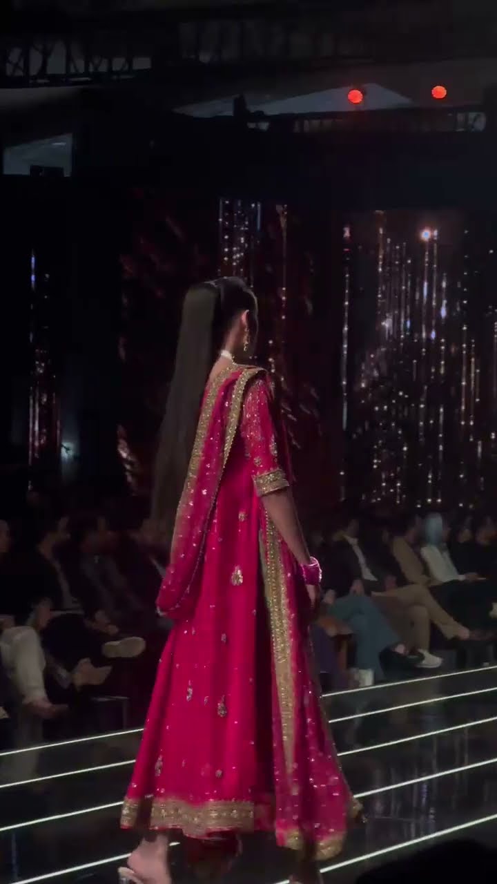 Beautiful Girls Walking At 2nd Day of 22nd NEO HUM Bridal Couture Week #NHBCW24 #NHBCW #NEO