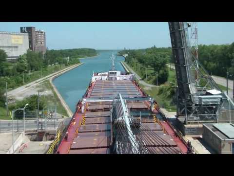 Great Lakes Sailing - Welland Canal HD time-lapse