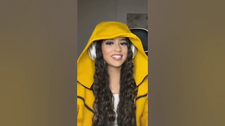 “You are so hot!” (Trans Girl Voice Trolls on Omegle)