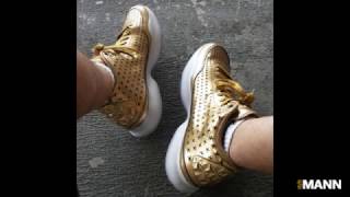 25 Spectacular Ideas on Gold Sneakers - Special Designs for You