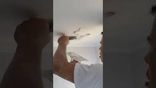 Jeito Prático De Fazer Um Reparo Em Forro De Gesso.