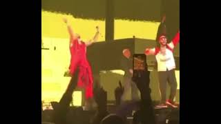 Farruko y Rauw Alejandro rompiendo con Pepas en el Coliseo de PR 🇵🇷