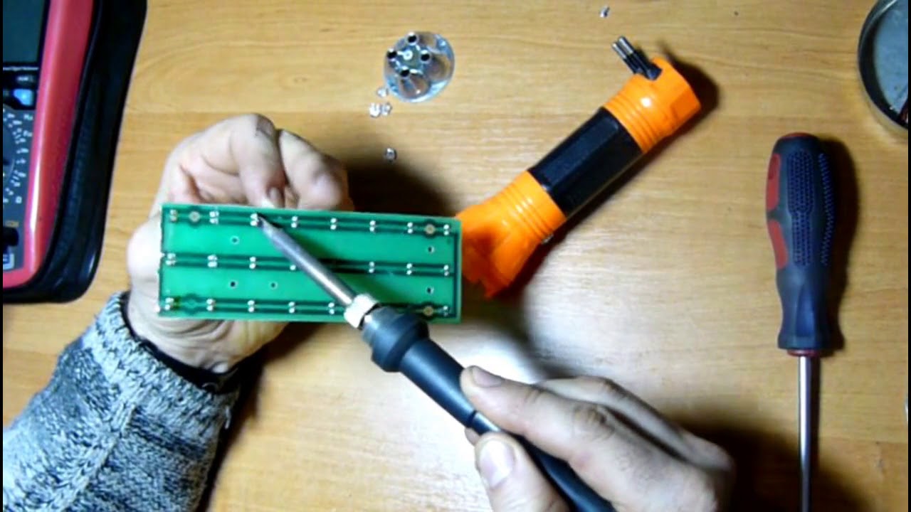 Ремонт китайского фонарика - YouTube