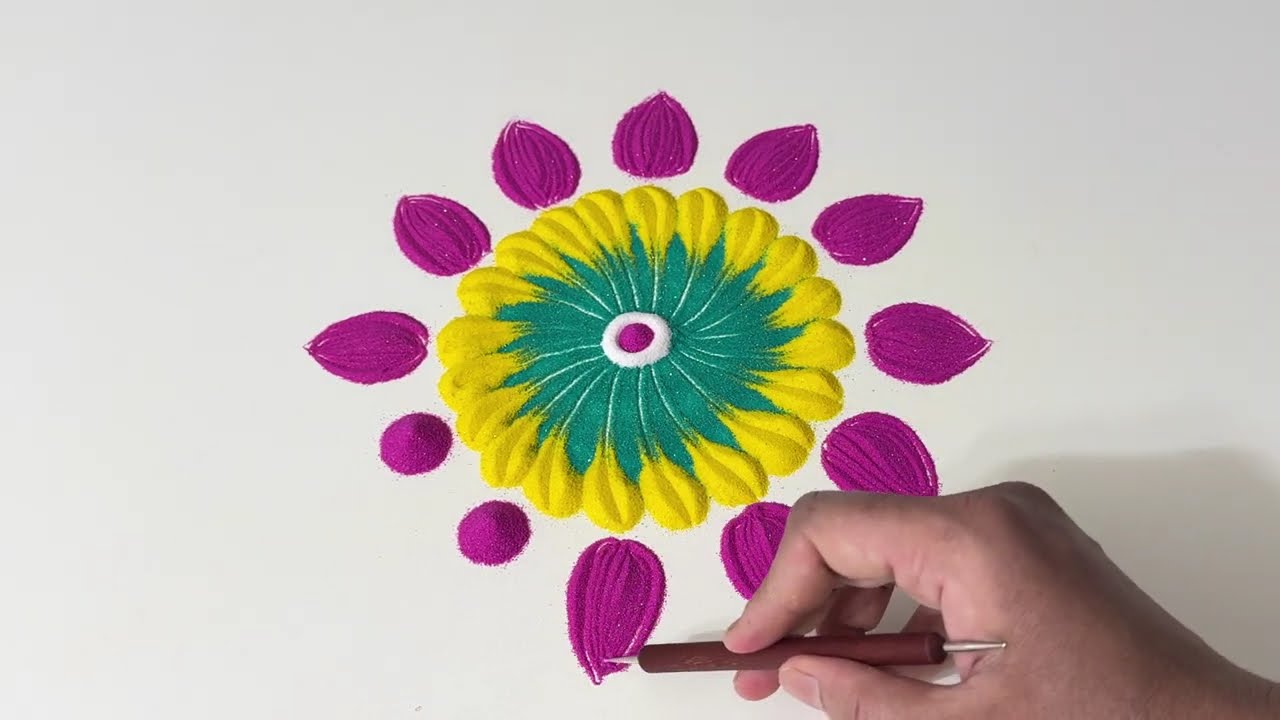 Stunning Rangoli Design #rangoli #trending #video  #creative #satisfying #art #colors