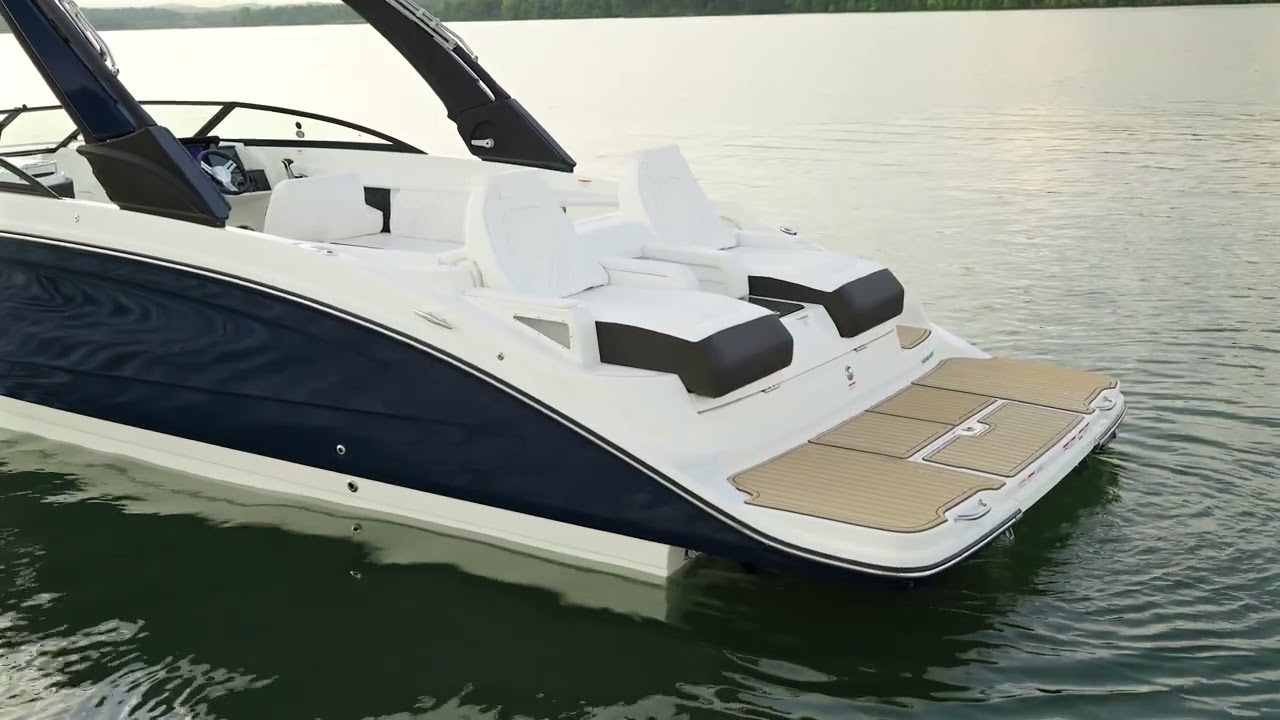 Explore the SDX 290 Sterndrive | Sea Ray Canada