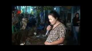 KIKI AFITA _SEBATANG KARA