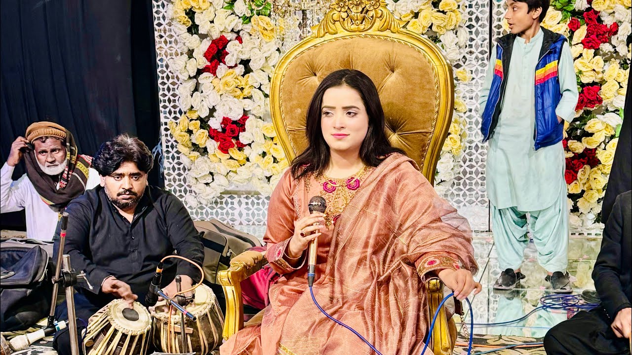 Lal Meri Pat Rakhiyyo  Farzana BaharDhamall