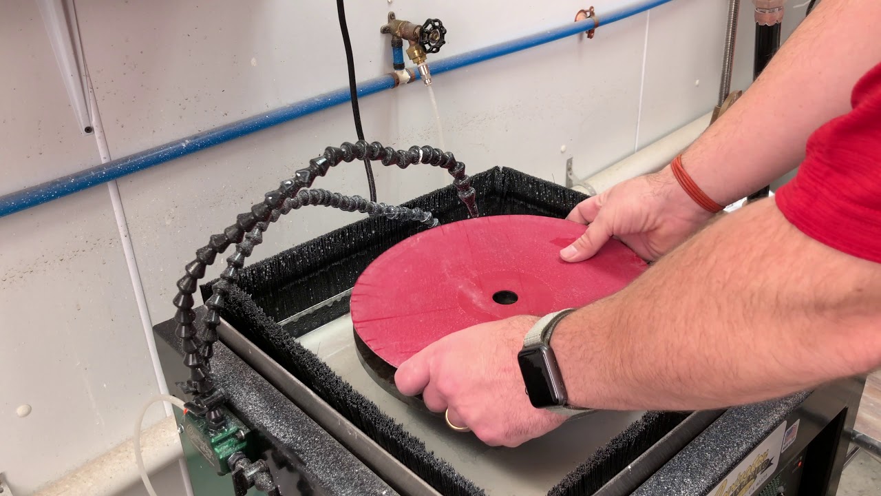 Demonstrating the LapDancer External Faceting Arm