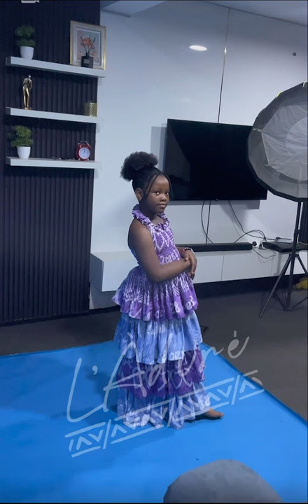 My daughter designed her custom made adire fabric by herself! #adire #abeokuta