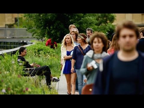 Wideo: Dlaczego chodzić pieszo?