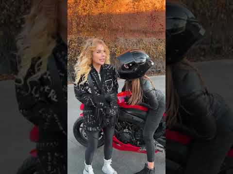 держись крепче, милая! #мотоТаня bike girl moto girl ride #motoTanya - Смотреть видео с Ютуба без ограничений