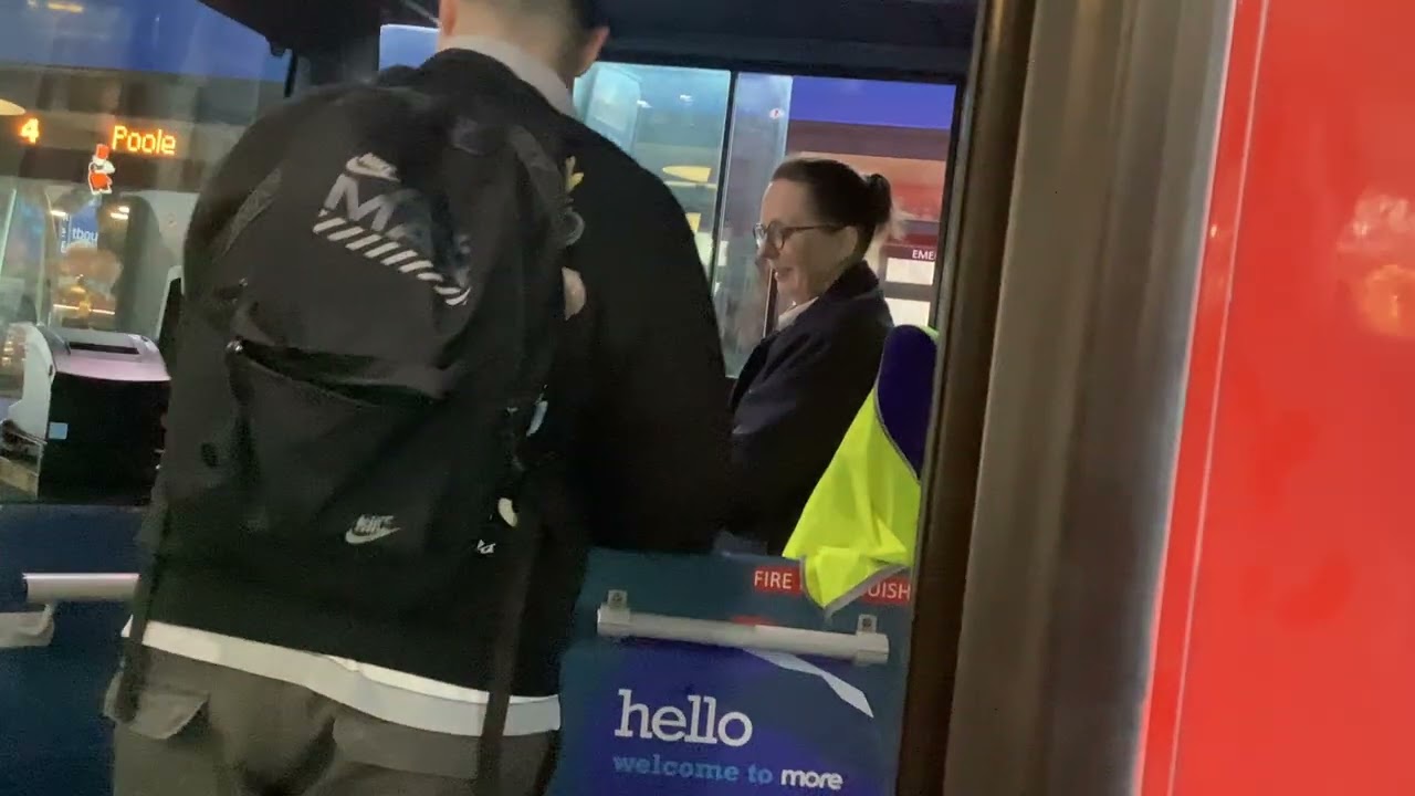 More bus (HF09 FVT) 8 (Poole Circular) departing Poole Bus Station (24/02/2026)