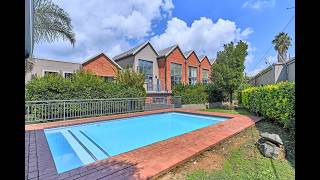 Stylish Loft Apartment in Secure Complex Near Cresta