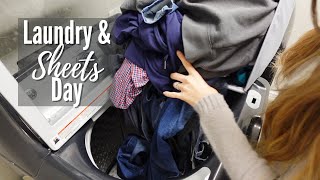 BIG LAUNDRY DAY PLUS SHEETS // CLEANING MOTIVATION // CLEANING MOM