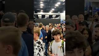 Michael Saylor plows through crowd of fans in Miami Details