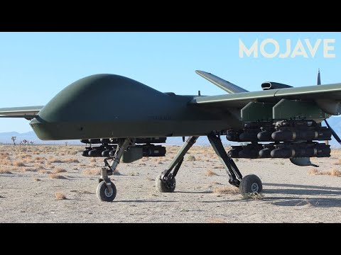 Video: Kuidas kaitsta lennubaase droonide sülemi eest. Võitluslaserkompleks Lockheed Martin ATHENA (USA)