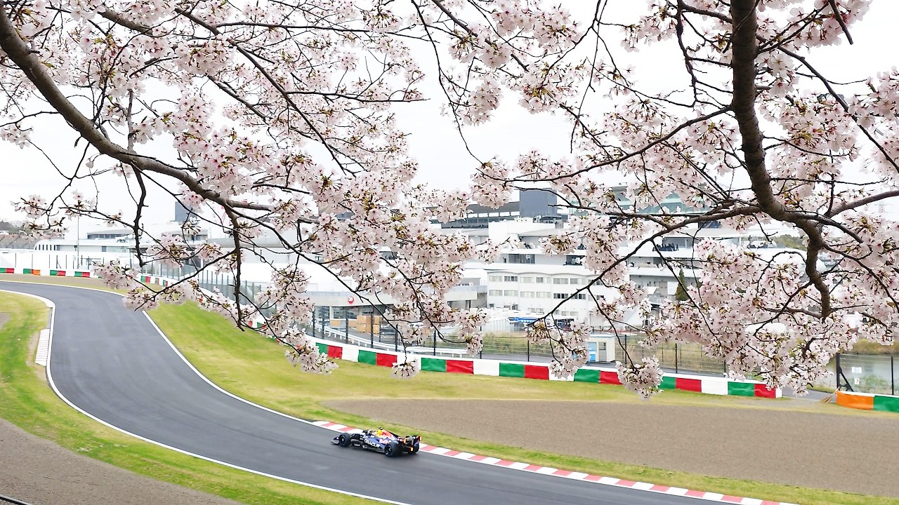 F1タイヤテスト＆桜🌸鈴鹿サーキット - YouTube