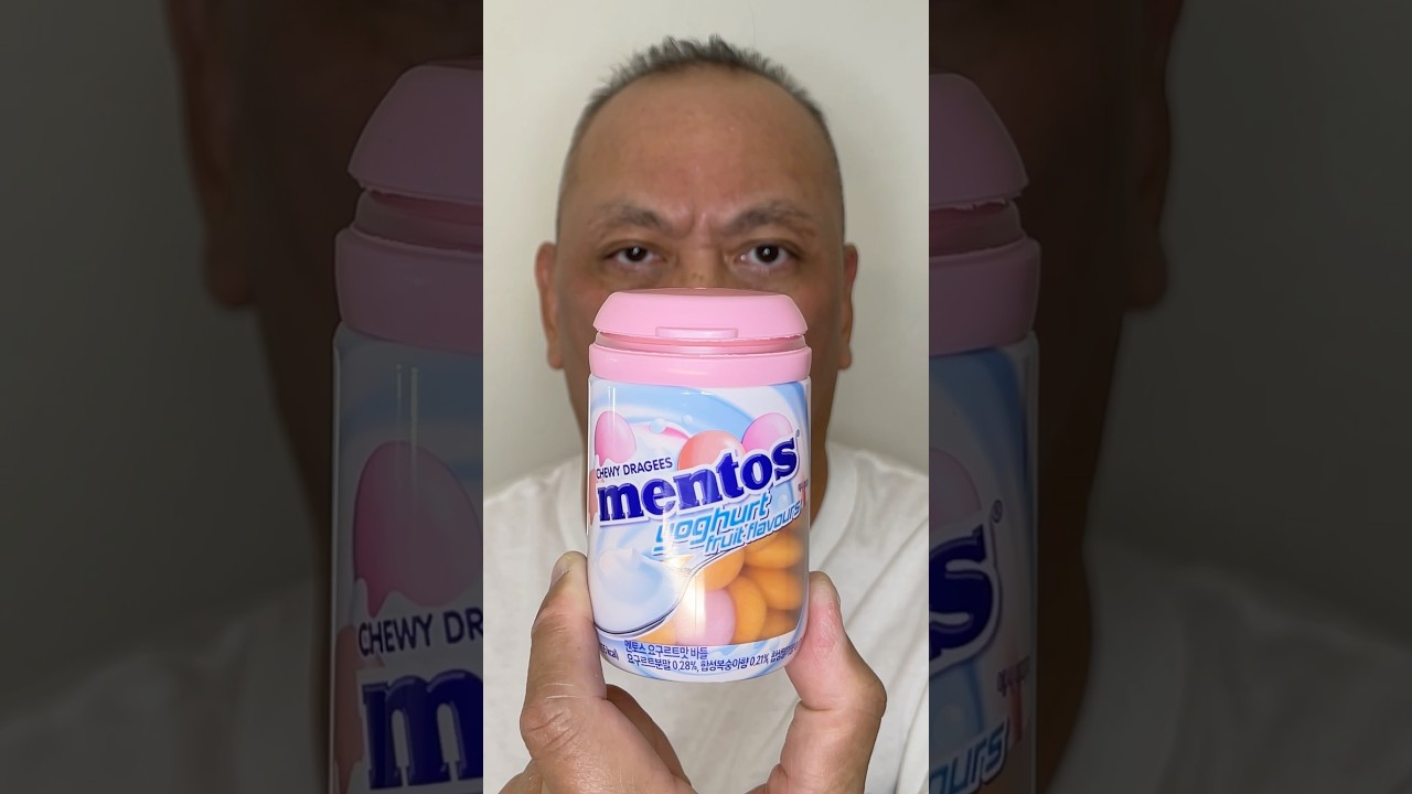 👂ASMR MENTOS KOREAN CHEWY DRAGEES CANDY YOGURT FRUIT 2 FLAVORS EATING SOUNDS👂#shorts #asmr